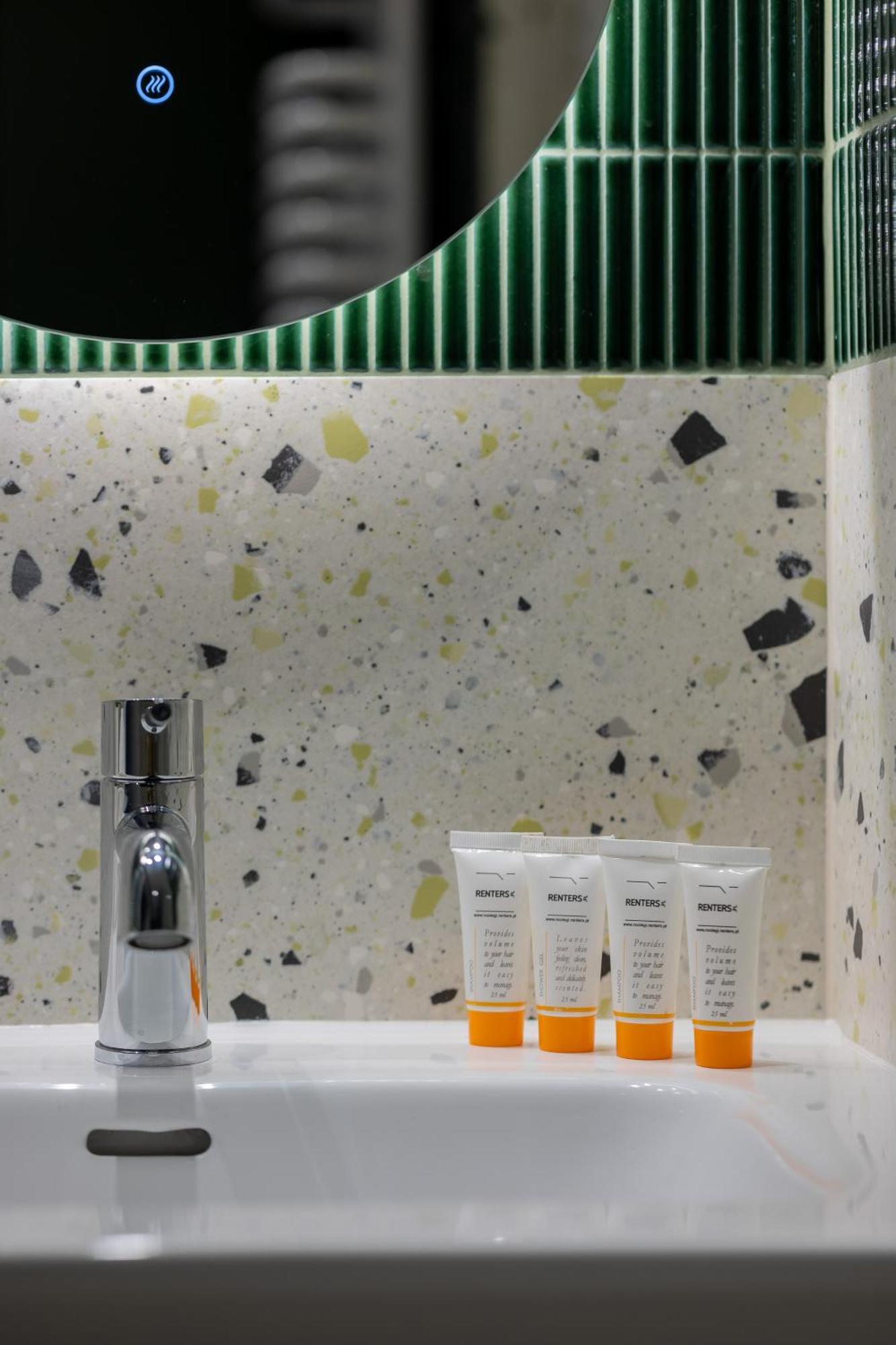 Exceptional Business By Renters Aparthotel